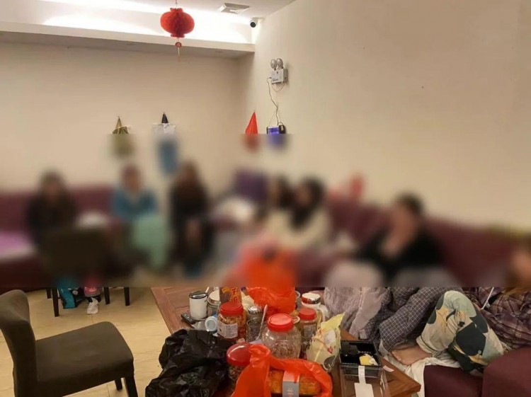 失足妇女线上线下招客休闲会所内暗藏秘密泰式服务警方捣毁2个涉黄窝点！